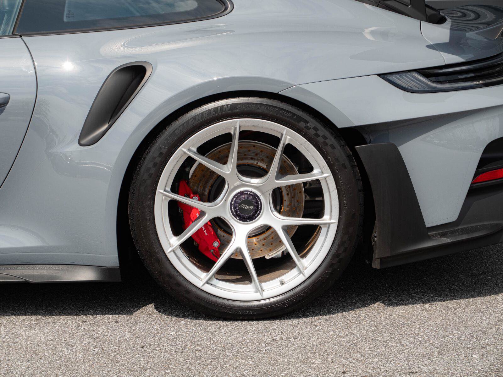 Used 2024 Porsche 911 GT3 RS RWD image 28