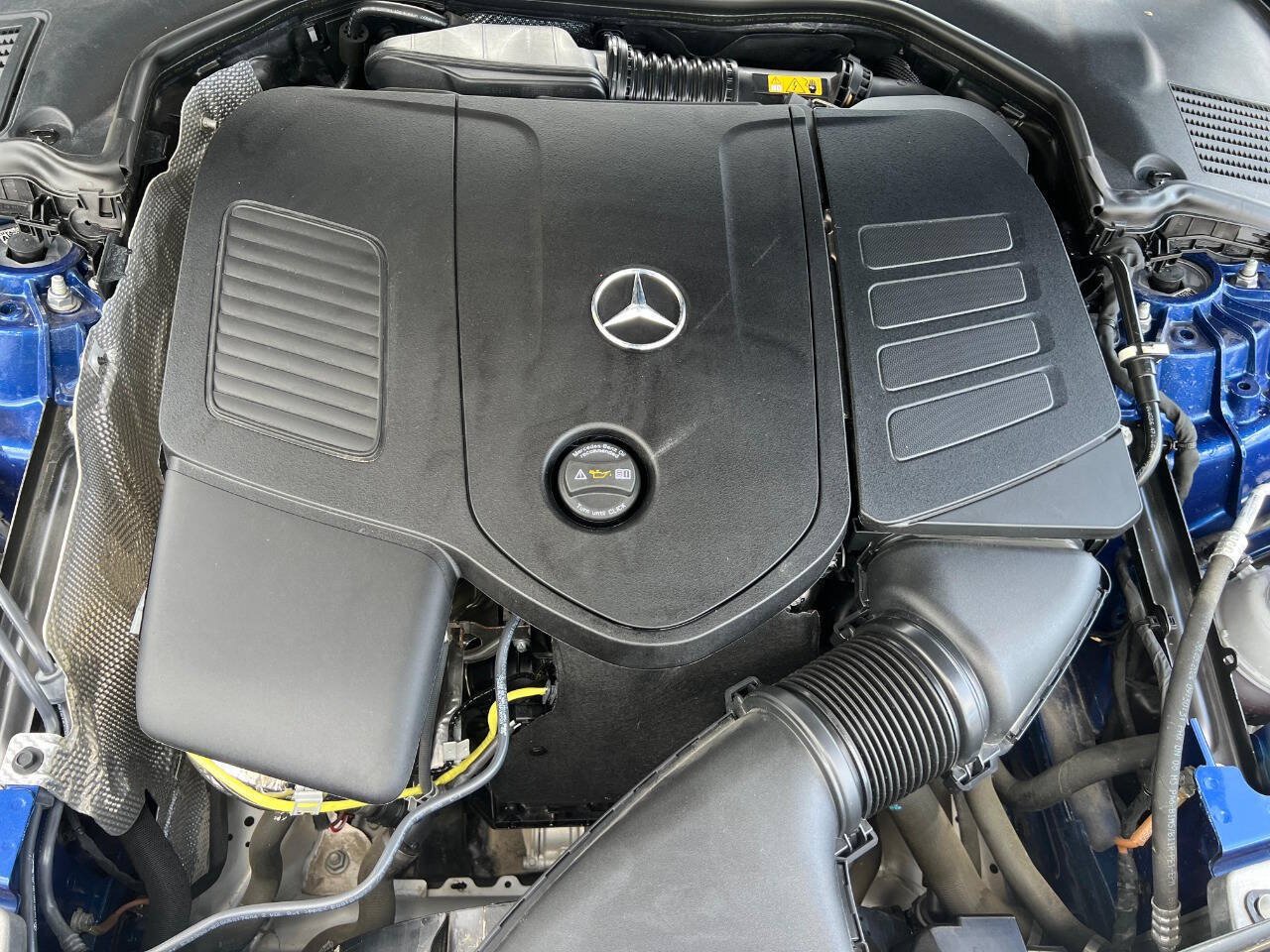 Used 2024 Mercedes-Benz CLE 300 4MATIC Coupe image 20