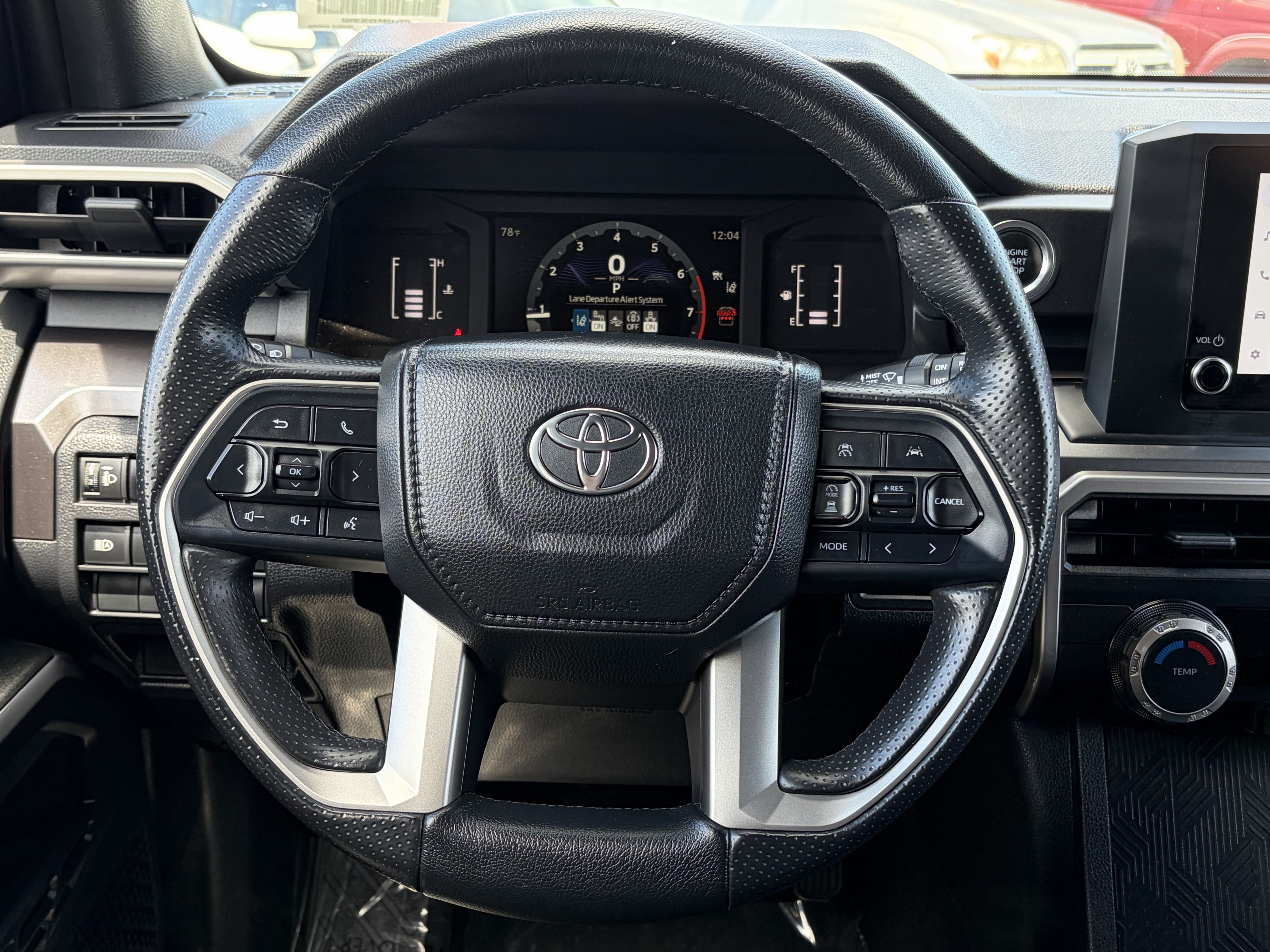 Certified 2025 Toyota 4Runner SR5 AWD/4WD image 17