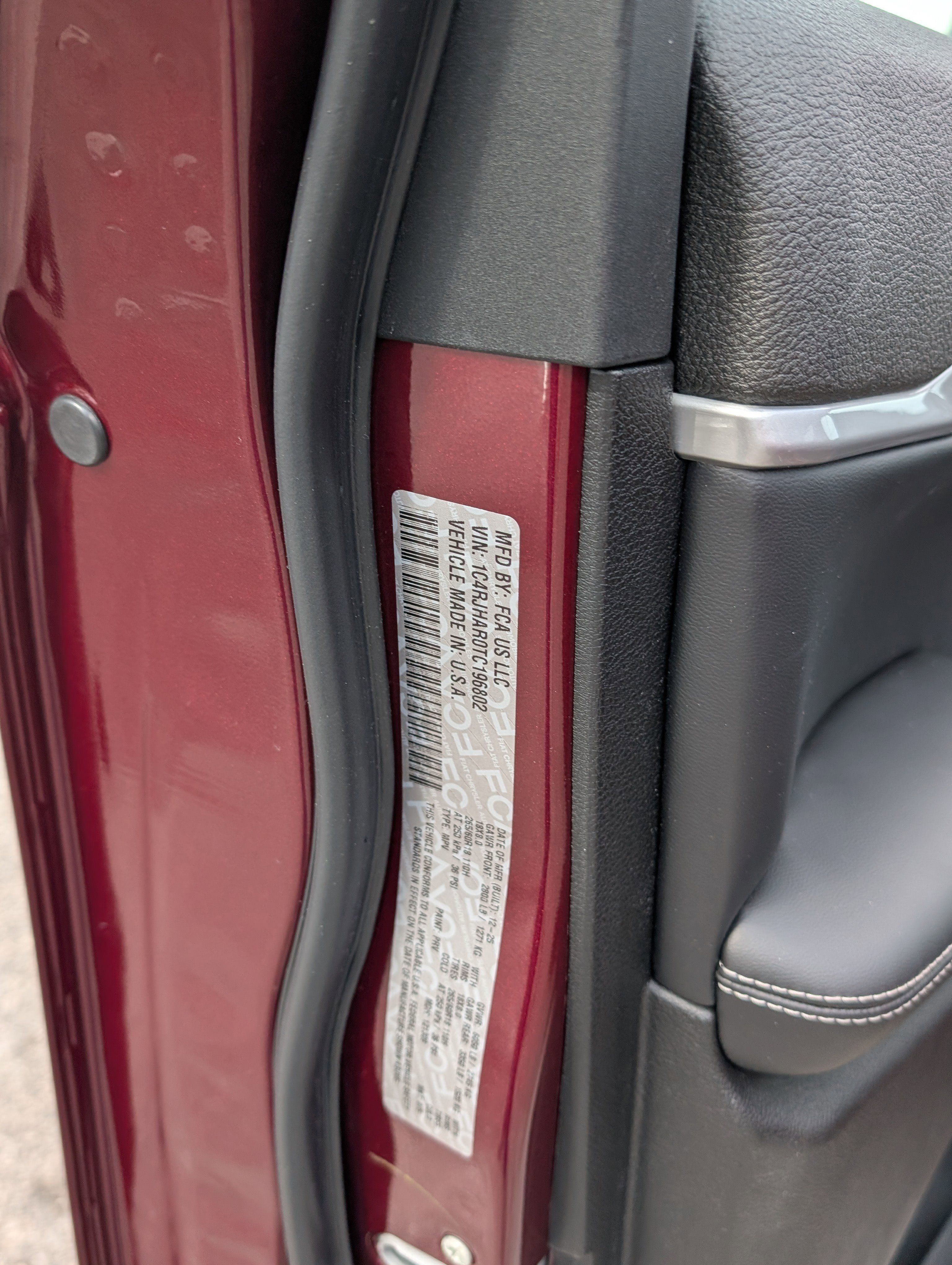 New 2026 Jeep Grand Cherokee Altitude image 12