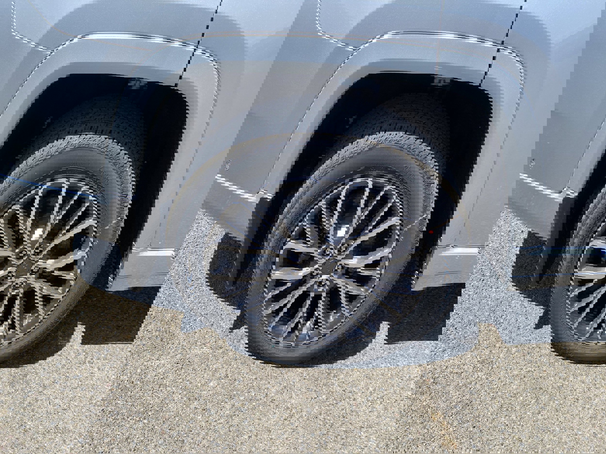 New 2025 Jeep Grand Cherokee L Summit image 10