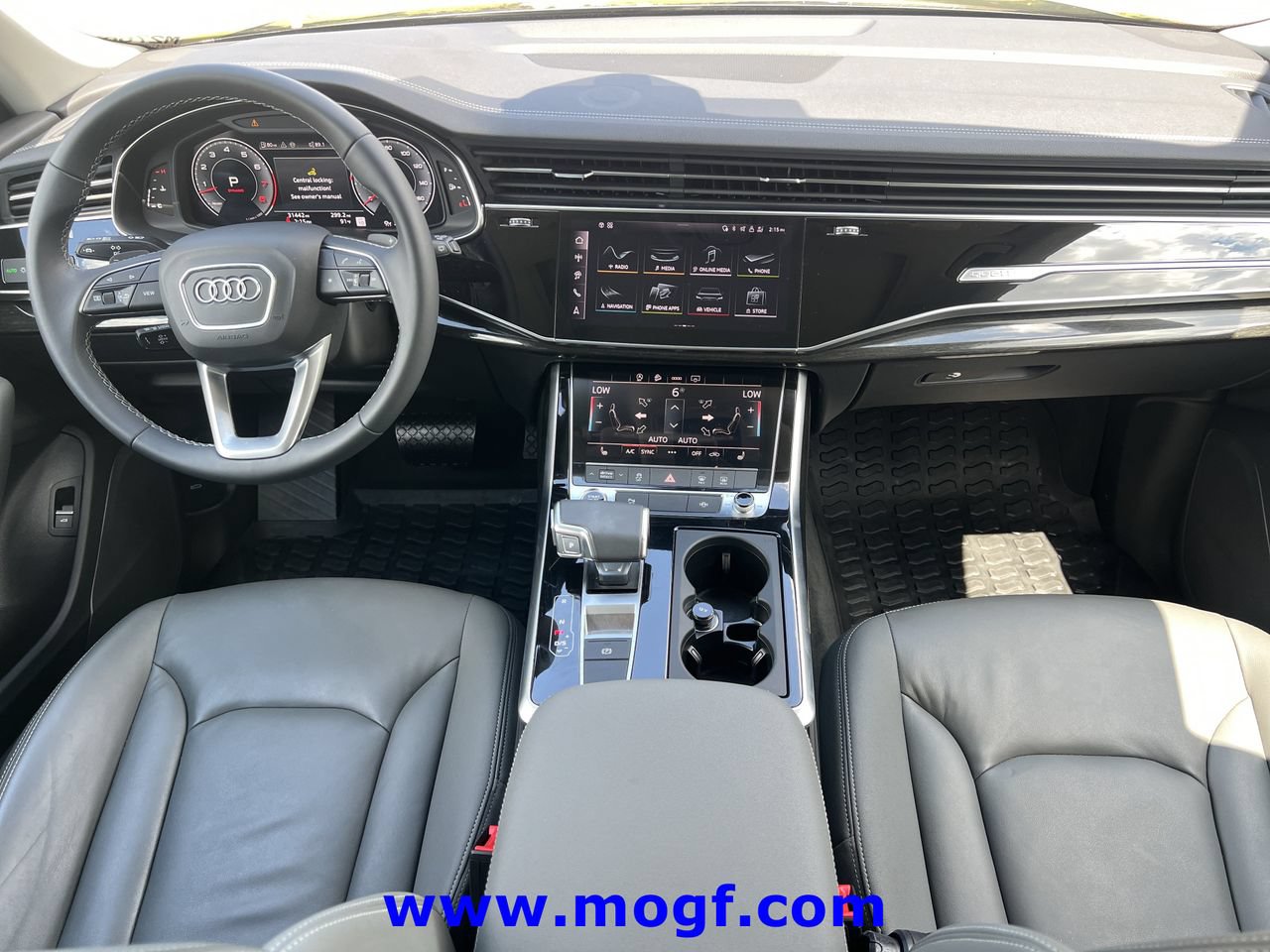 Used 2025 Audi Q8 Premium AWD/4WD image 5