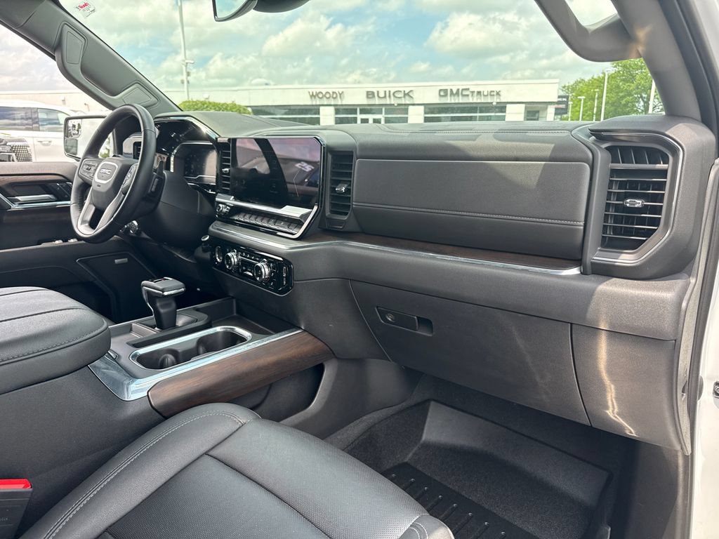 Certified 2023 GMC Sierra 1500 SLT w/ SLT Convenience Package AWD/4WD image 37