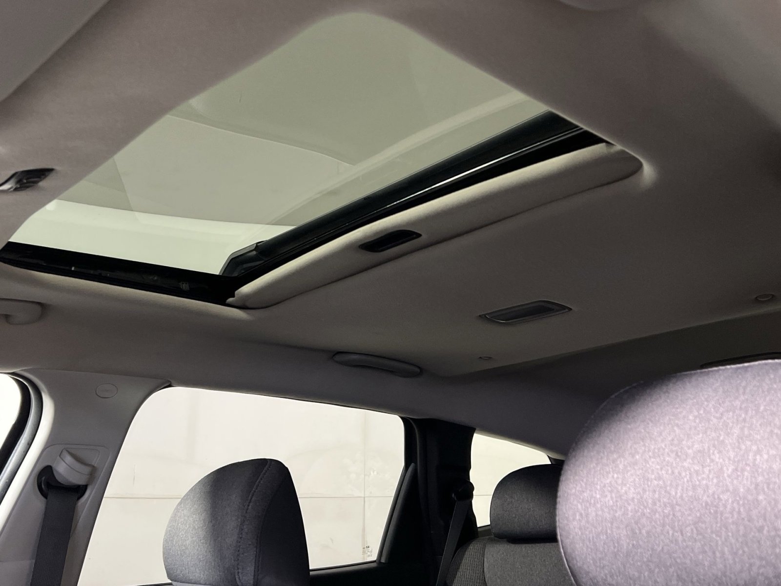 Used 2023 Hyundai Santa Fe SEL image 24