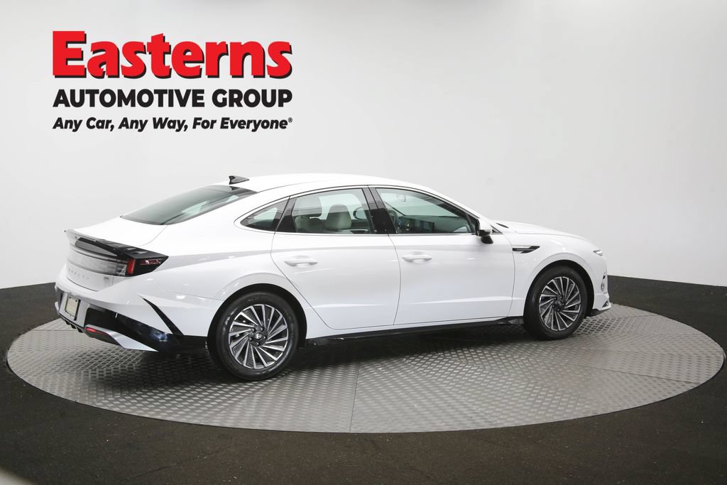 Used 2025 Hyundai Sonata SEL FWD image 42