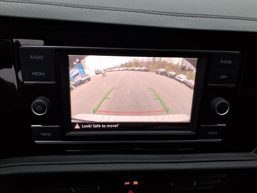 Used 2023 Volkswagen Jetta Sport image 24