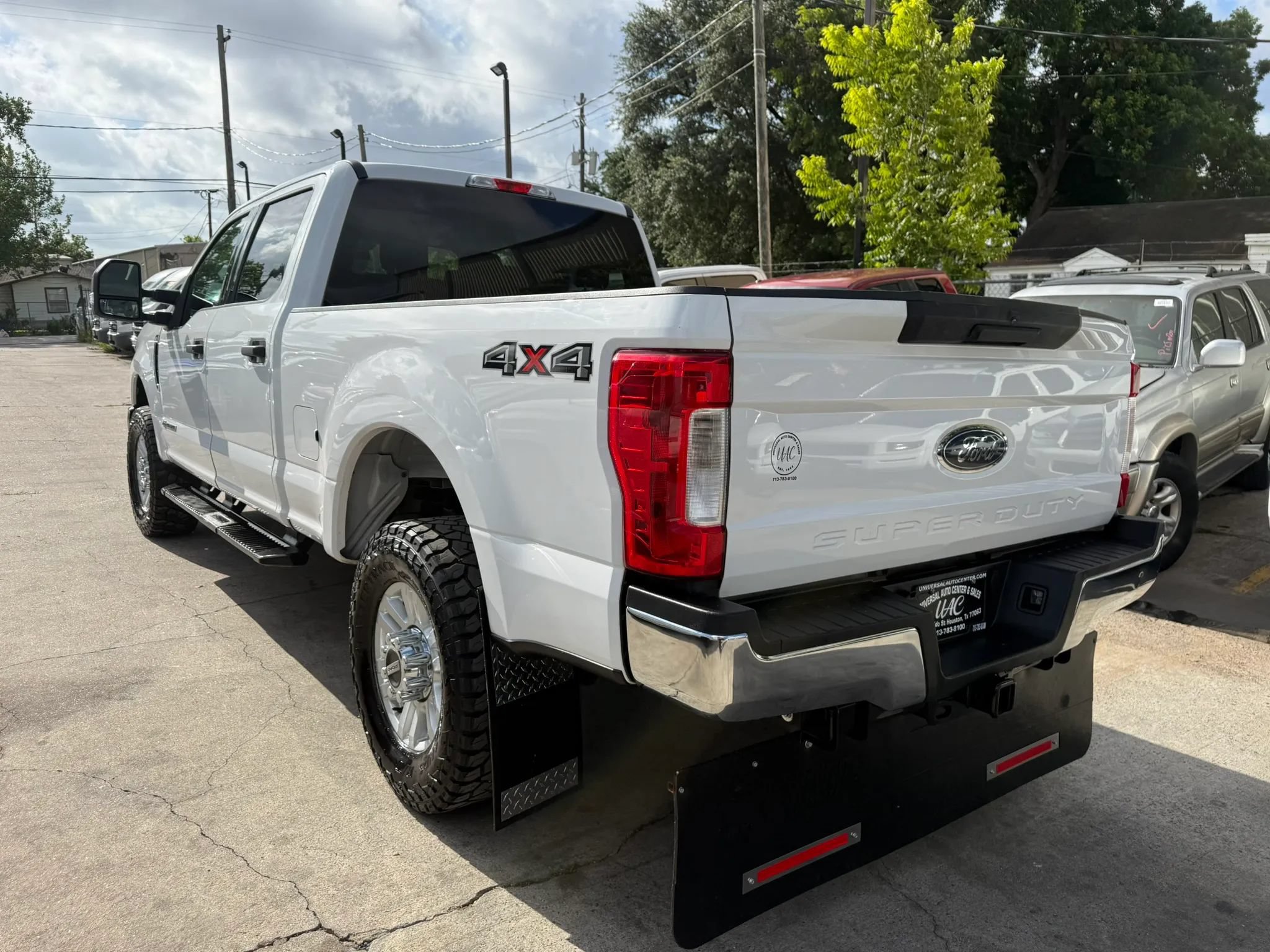 Used 2019 Ford F350 XLT AWD/4WD image 5