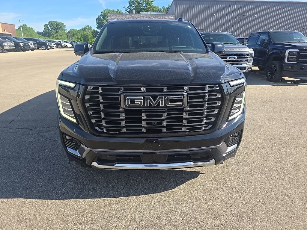 Used 2025 GMC Yukon XL Denali Ultimate AWD/4WD image 2