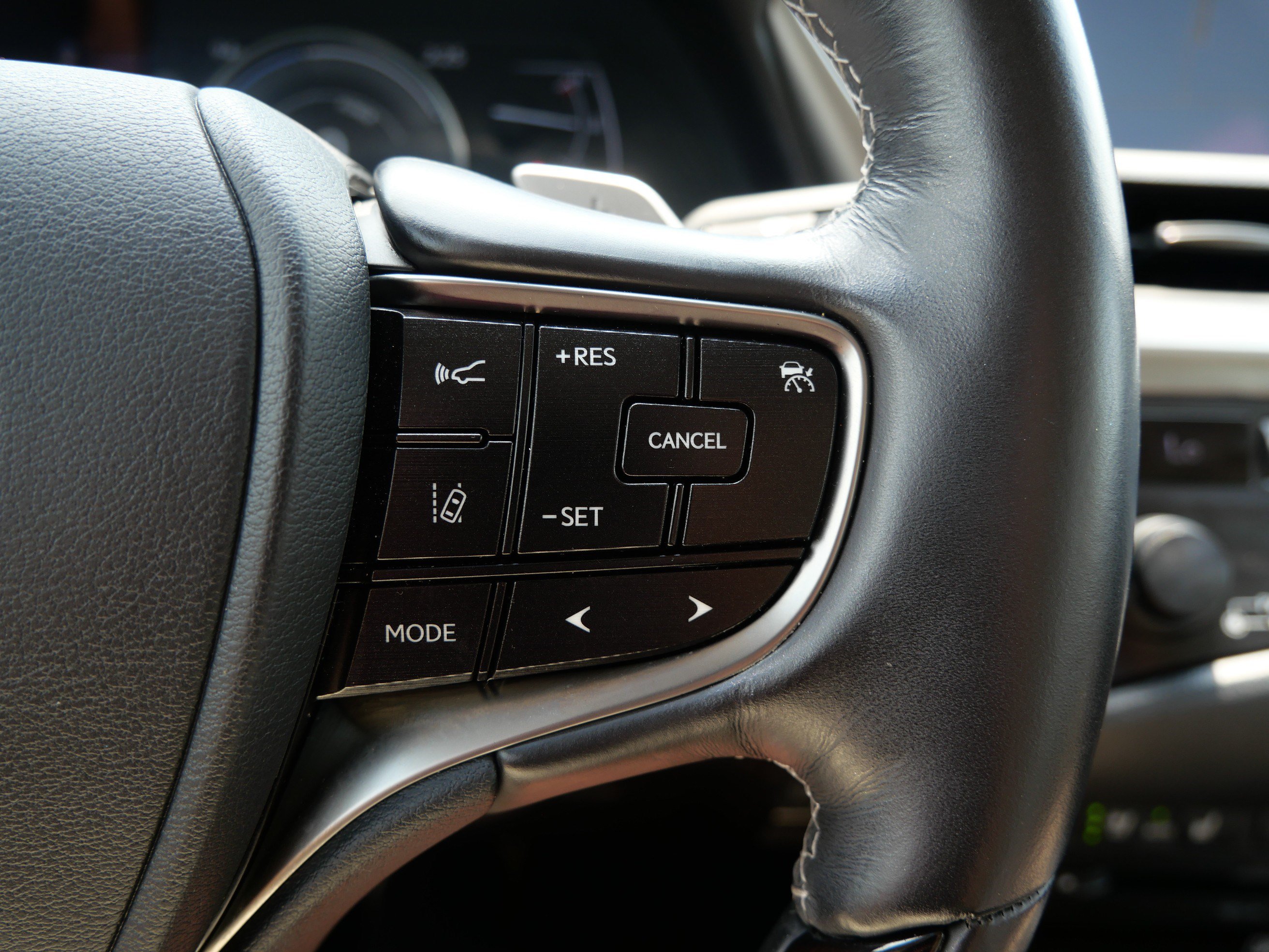 Used 2019 Lexus ES 300h FWD image 29