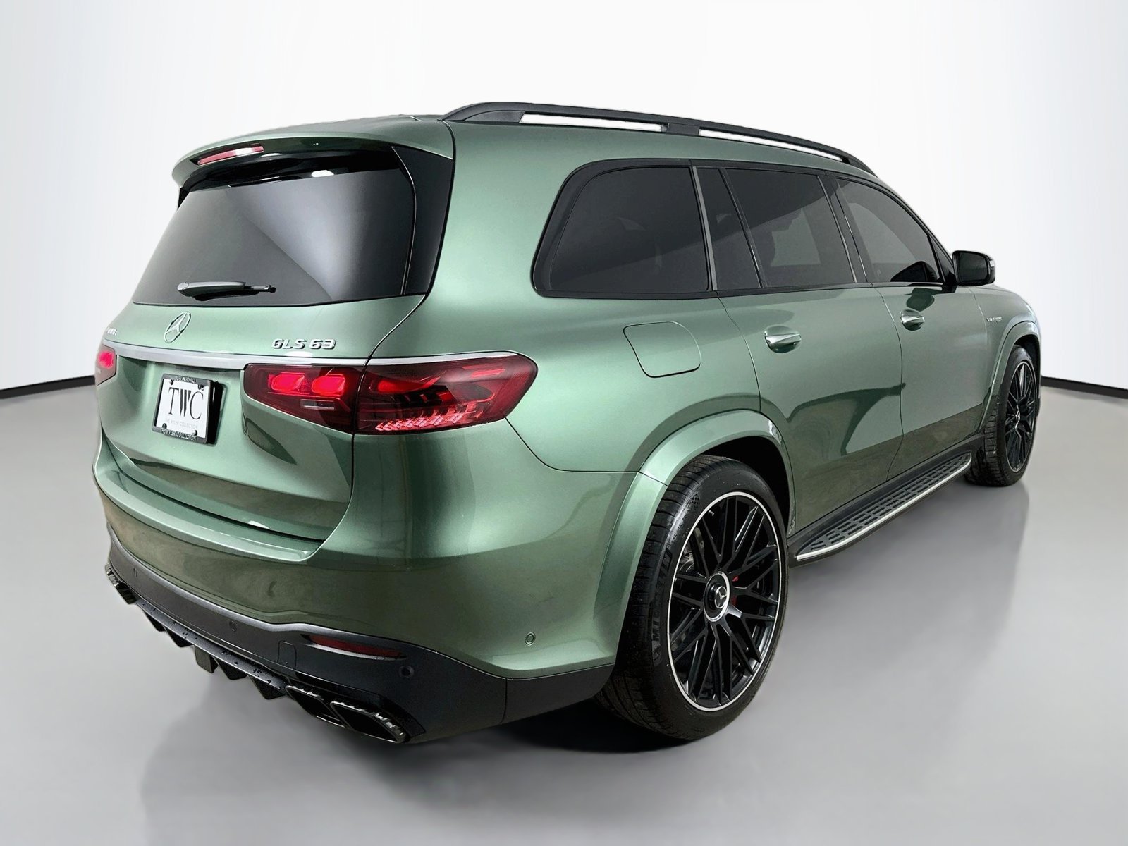 Used 2026 Mercedes-Benz GLS 63 AMG 4MATIC image 5