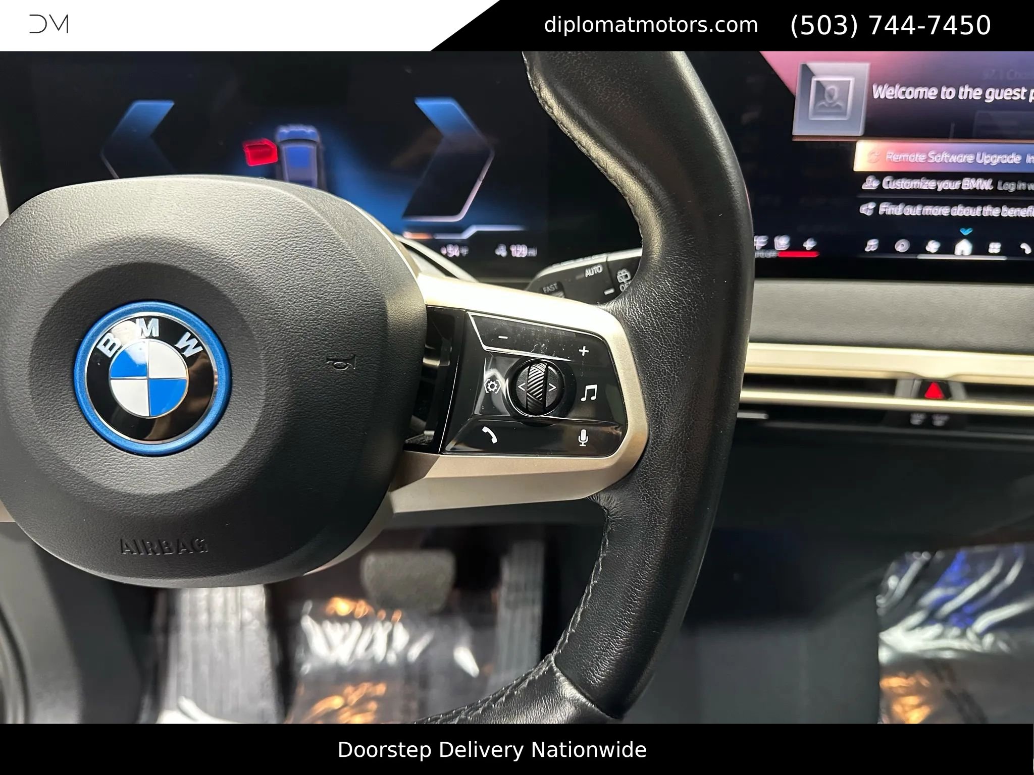 Used 2024 BMW iX xDrive50 w/ Sport Package image 31