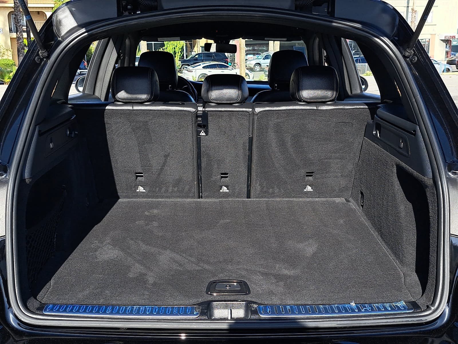 Used 2021 Mercedes-Benz GLC 300 image 13