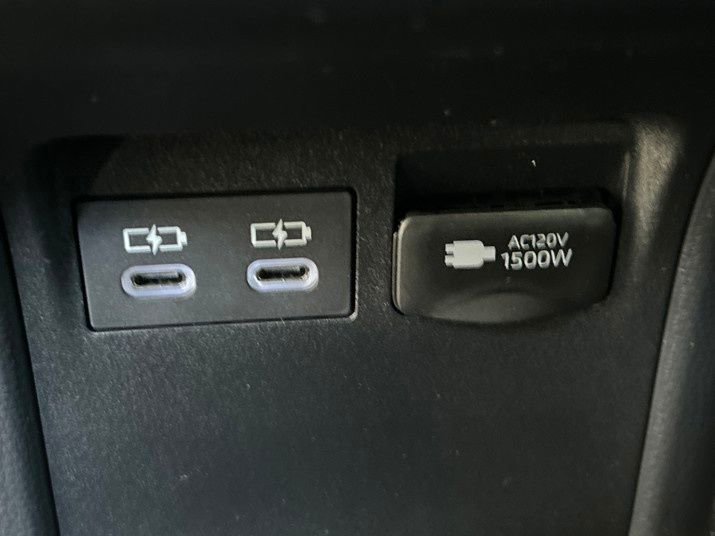 New 2026 Toyota Prius XSE image 21