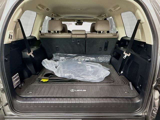 Used 2023 Lexus GX 460 Luxury image 27