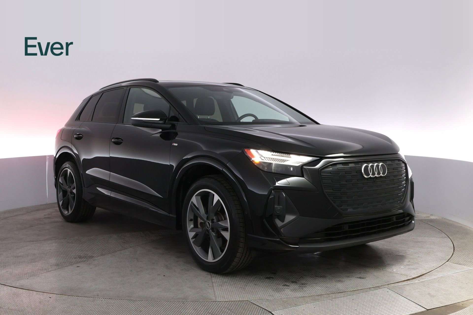 Used 2023 Audi Q4 e-tron Prestige w/ Black Optic Package image 13