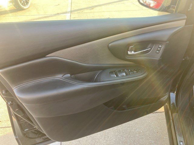 Used 2023 Nissan Murano SL image 9