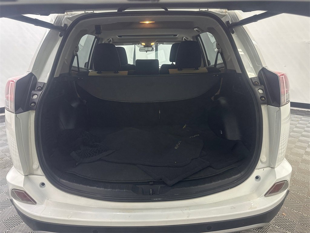 Used 2017 Toyota RAV4 XLE image 19