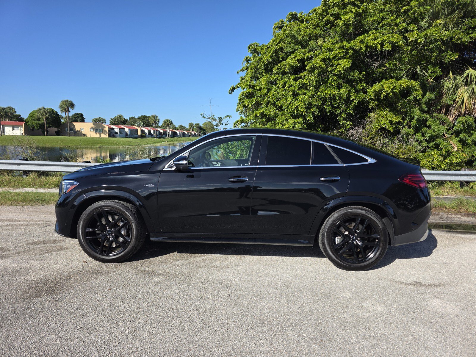 Used 2024 Mercedes-Benz GLE 53 AMG 4MATIC Coupe image 7