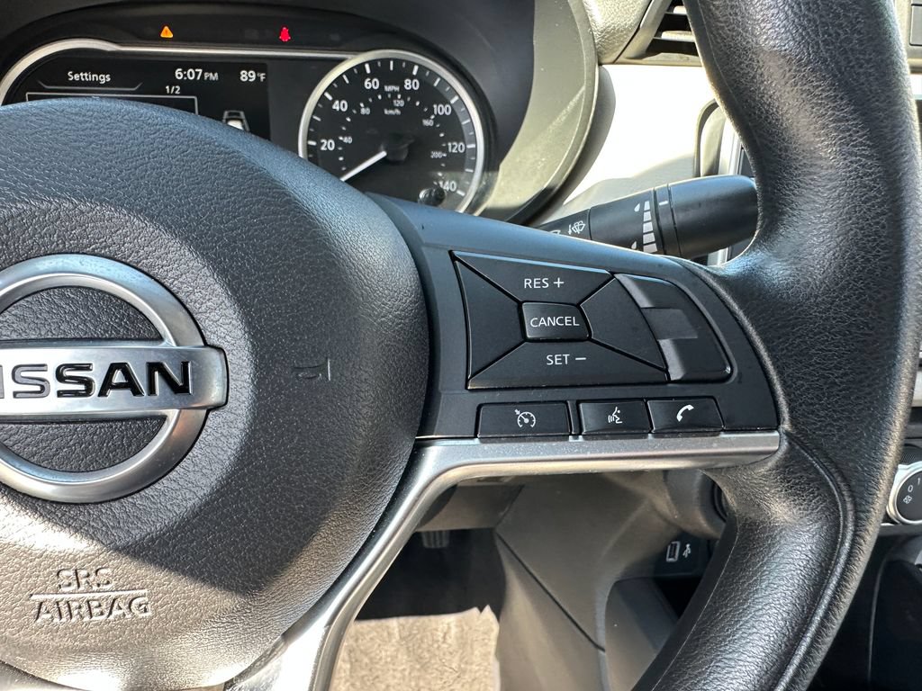 Used 2022 Nissan Versa SV w/ Trunk Package FWD image 23