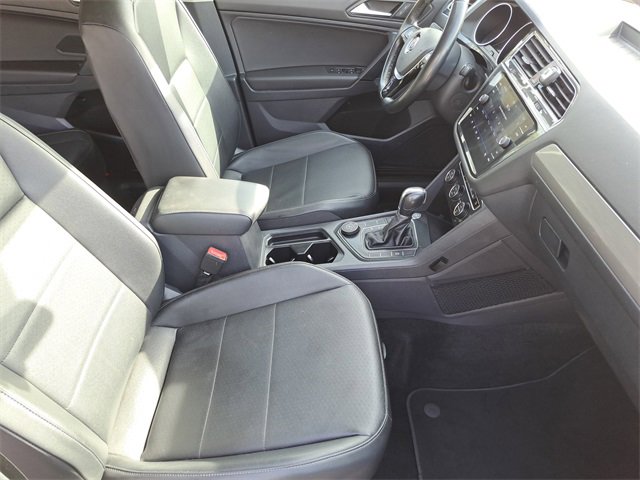 Used 2019 Volkswagen Tiguan SE image 24