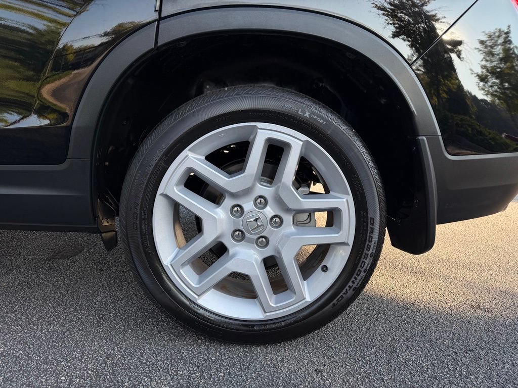 Certified 2025 Honda Passport EX-L image 42