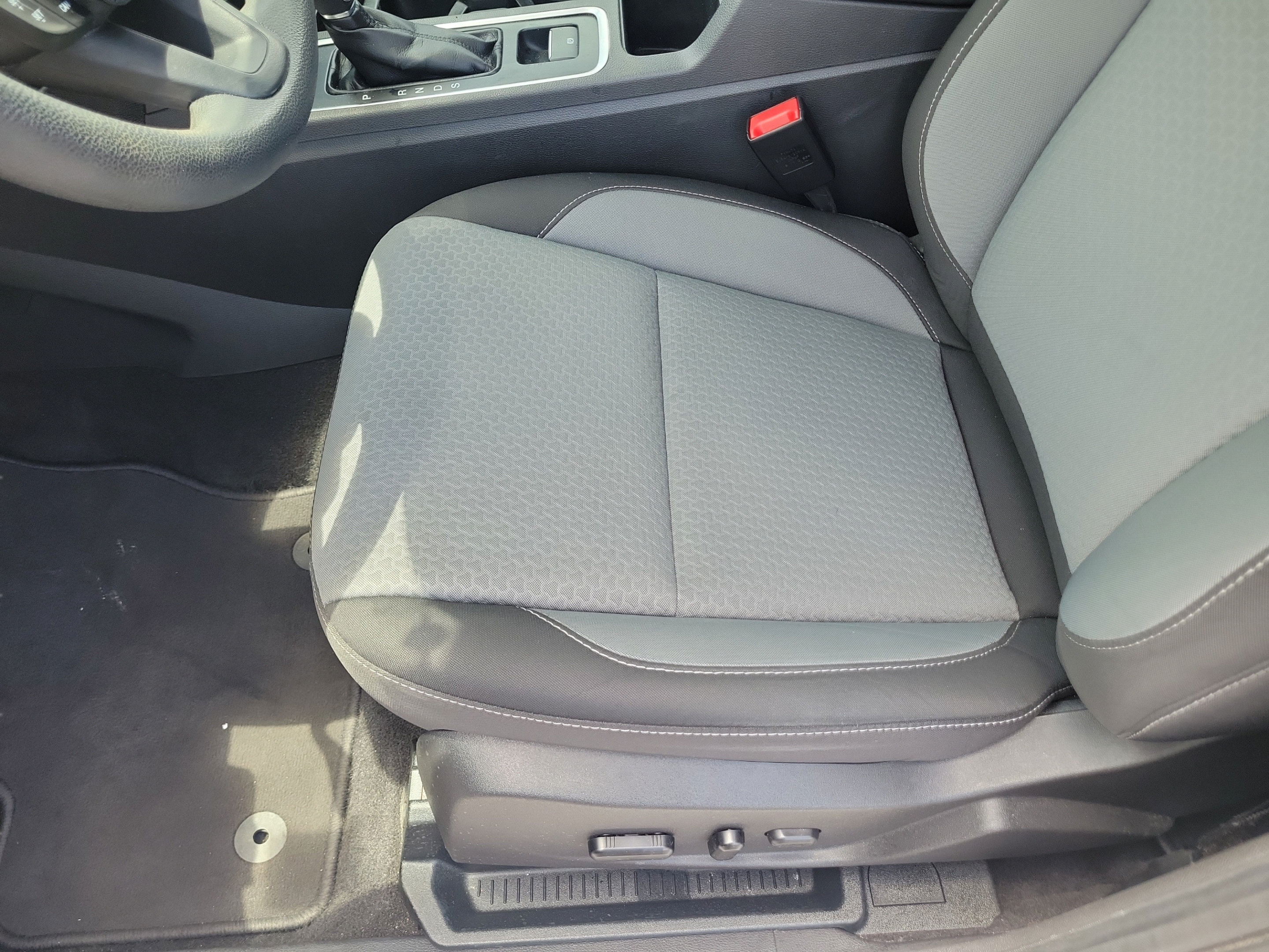 Used 2019 Ford Escape SE FWD image 24
