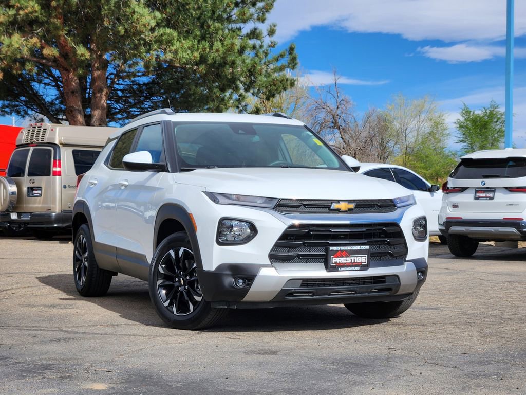 Used 2023 Chevrolet TrailBlazer LT AWD/4WD image 1
