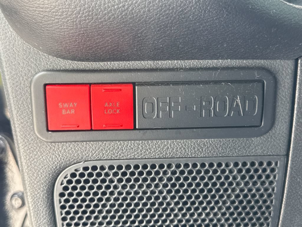 Used 2017 Jeep Wrangler Unlimited Rubicon AWD/4WD image 29