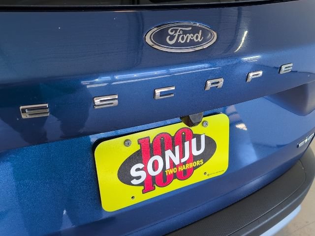 Certified 2023 Ford Escape Platinum AWD/4WD image 33