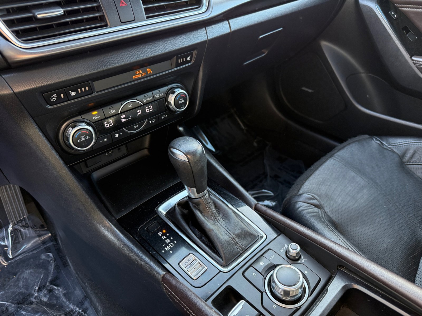 Used 2017 MAZDA MAZDA3 Grand Touring w/ Premium Equipment Package image 13