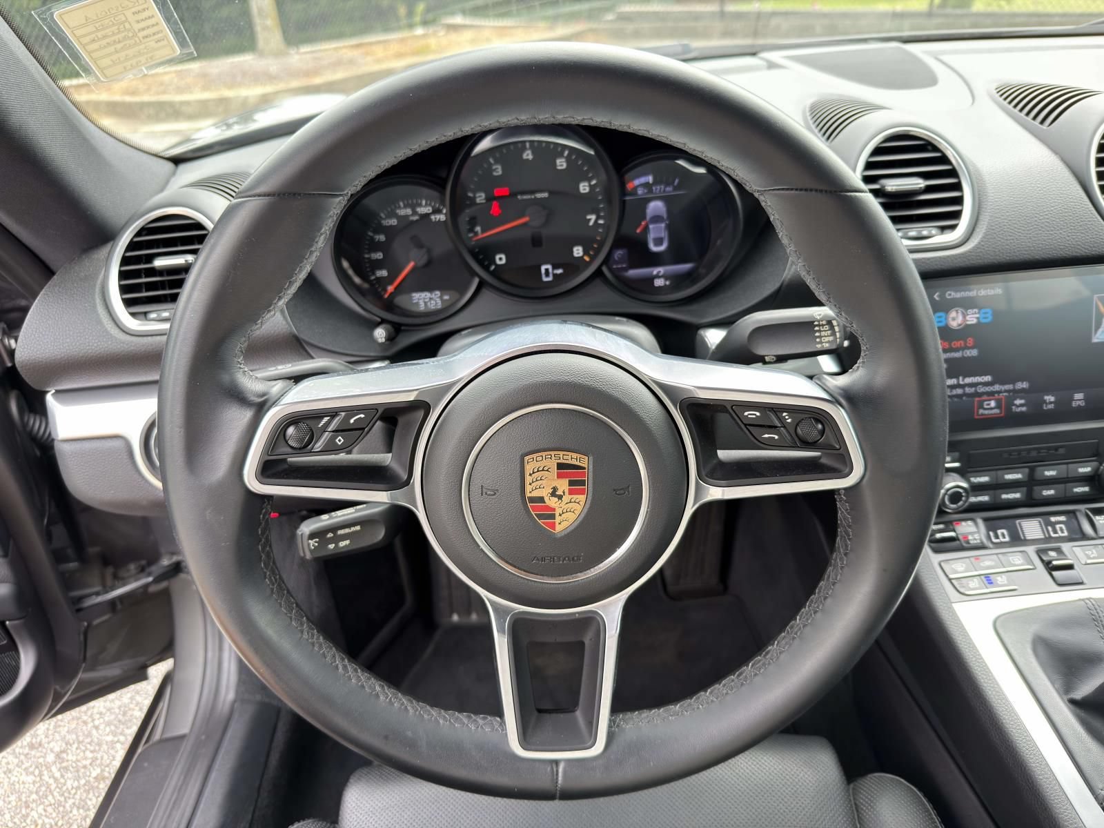 Used 2024 Porsche 718 Cayman RWD image 20