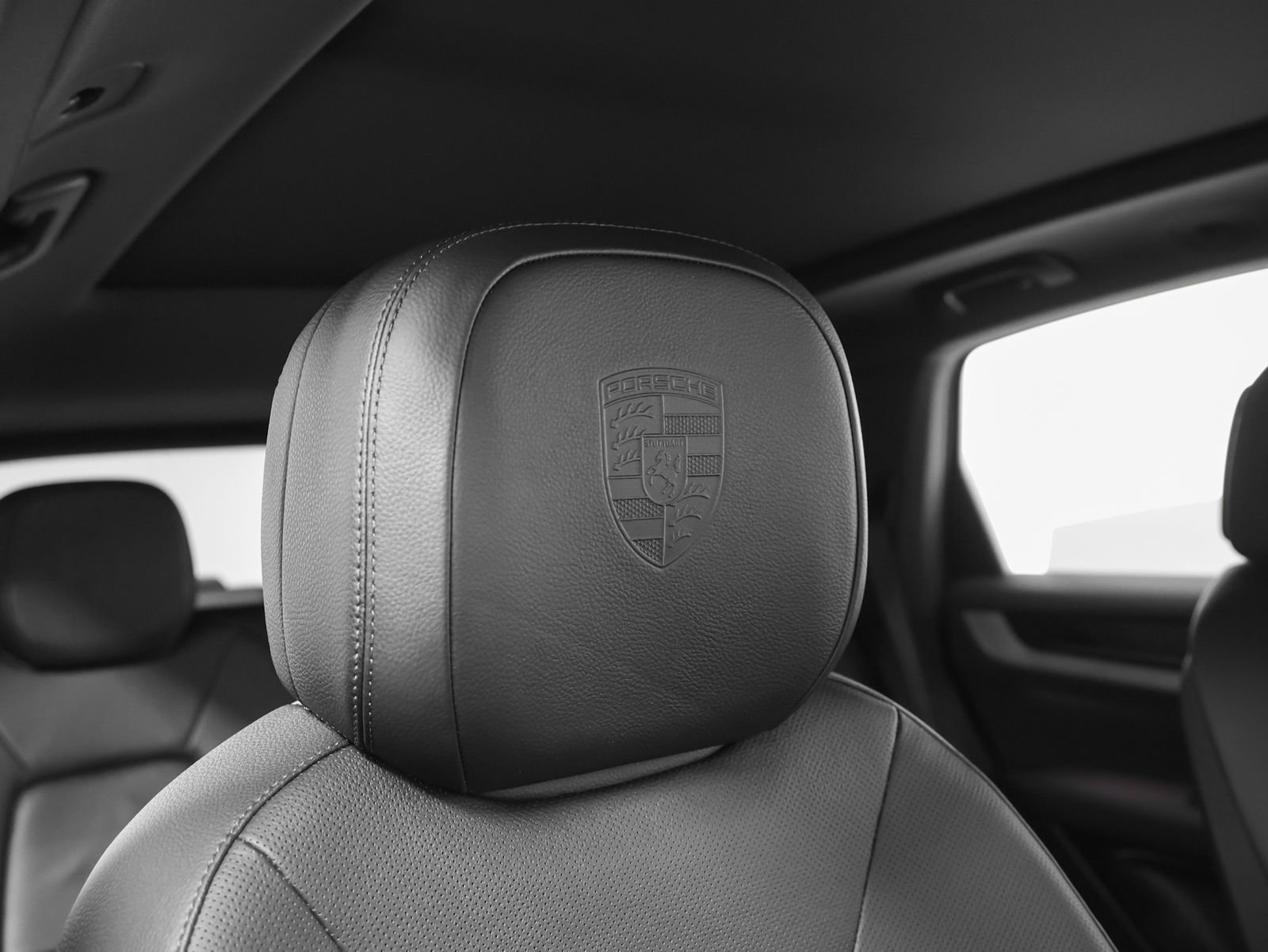 Certified 2026 Porsche Cayenne AWD/4WD image 23