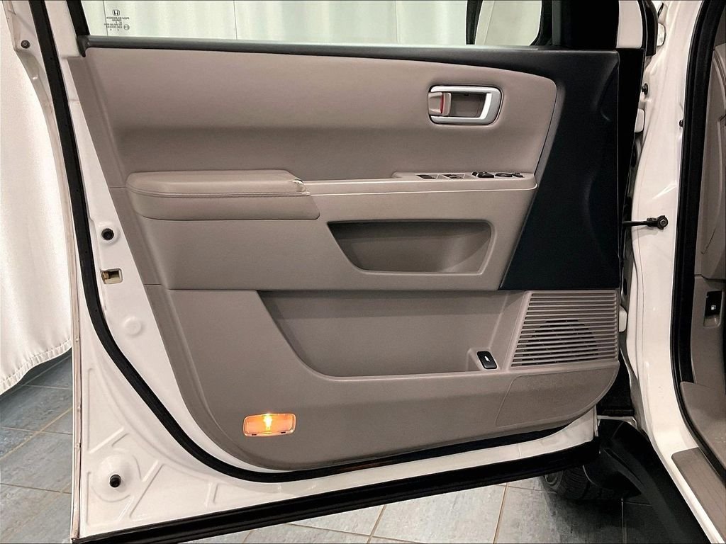 Used 2014 Honda Pilot EX-L image 9