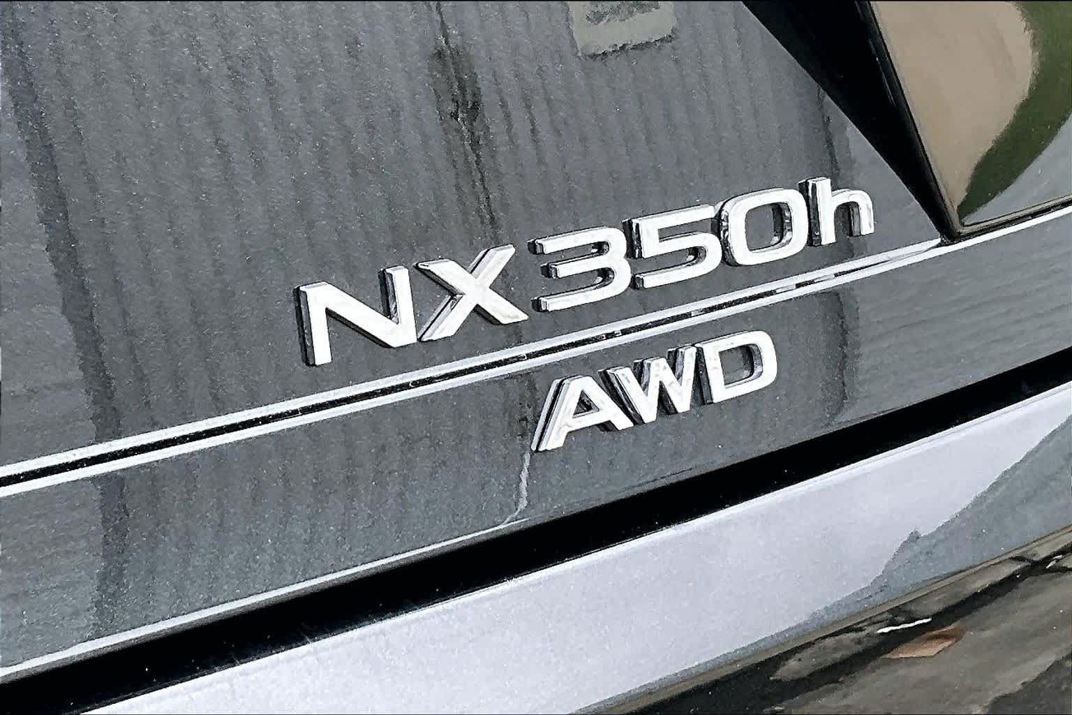 Used 2026 Lexus NX 350h AWD w/ Accessory Package (2T) image 10