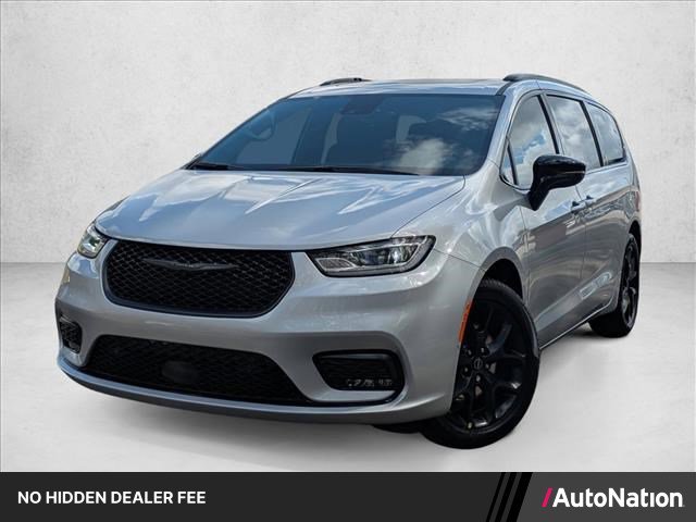 New 2026 Chrysler Pacifica Limited w/ S Appearance Package FWD image 1