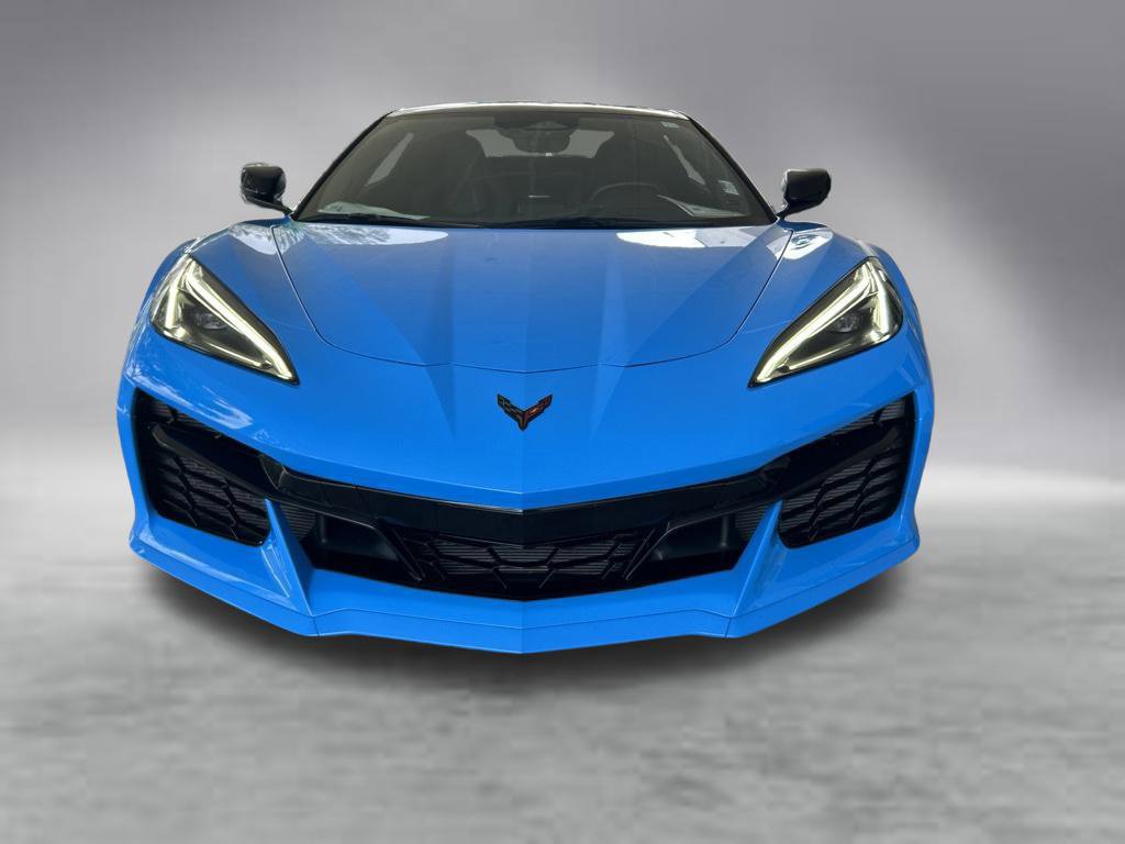 Used 2025 Chevrolet Corvette Z06 RWD image 13