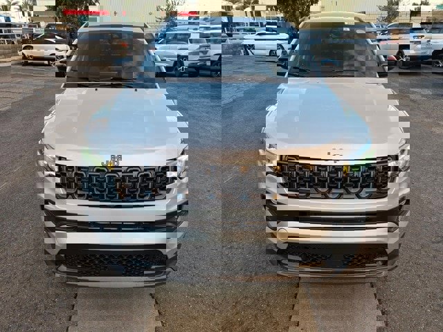 New 2026 Jeep Compass Latitude image 2