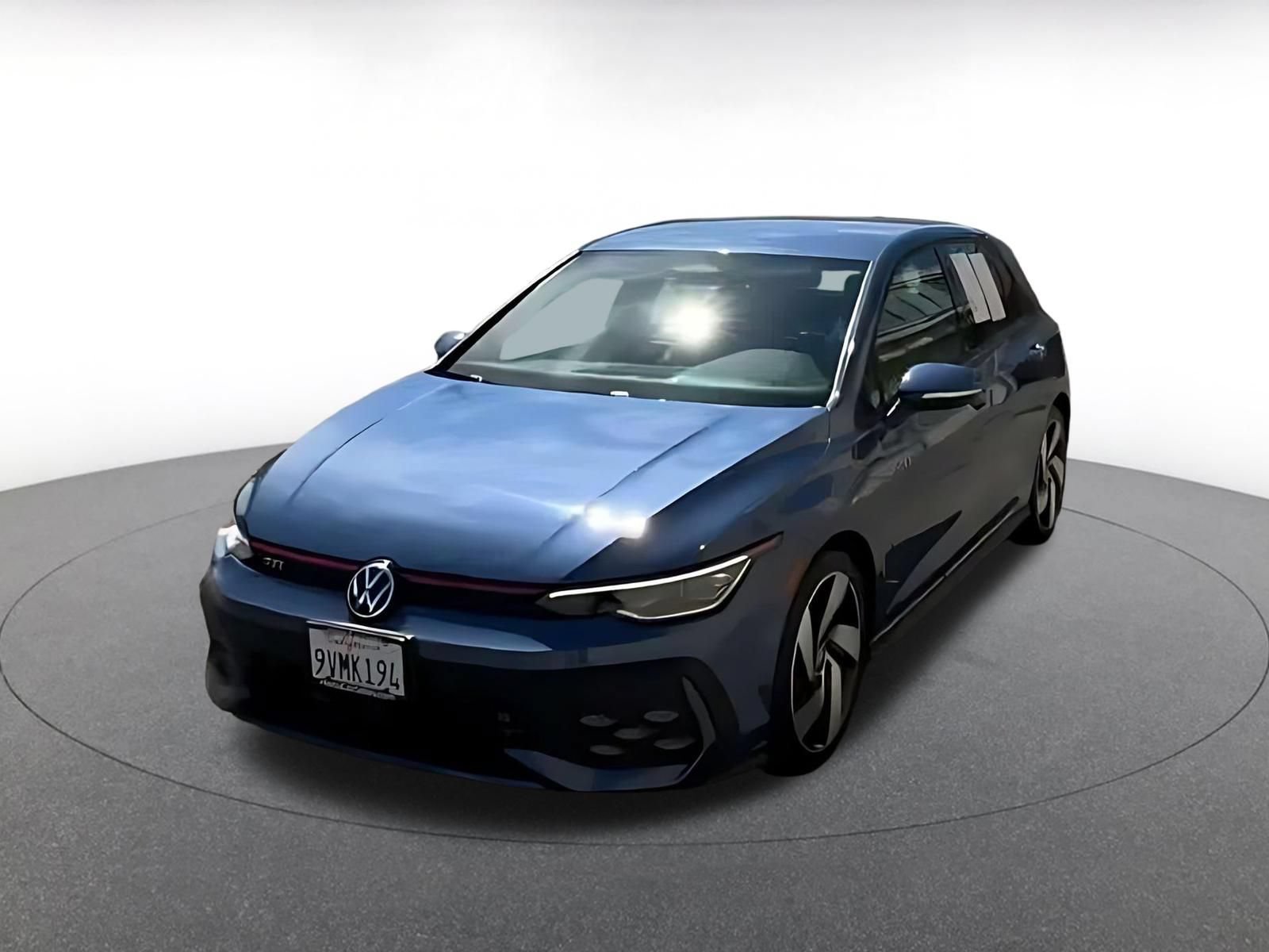 Used 2026 Volkswagen Golf S FWD image 6
