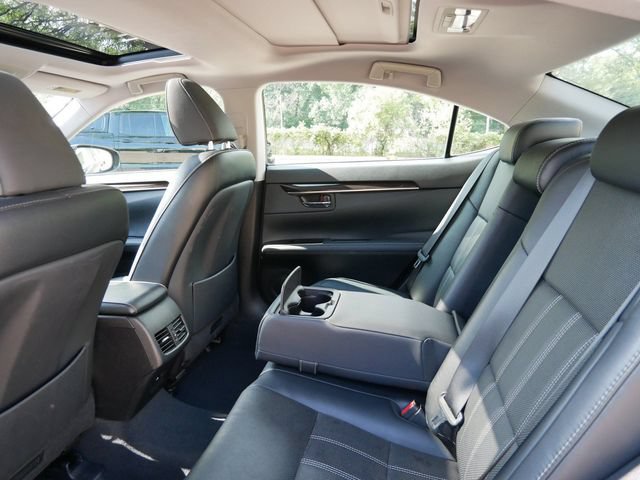 Used 2018 Lexus ES 350 w/ Luxury Package w/Wood Trim FWD image 9