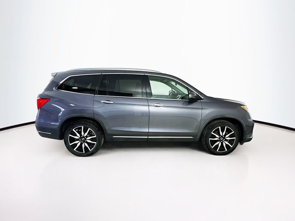 Used 2022 Honda Pilot Touring image 9