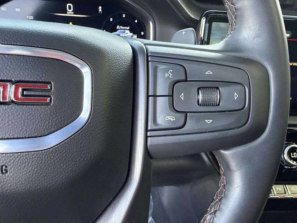 Used 2025 GMC Sierra 1500 AT4 w/ AT4 Premium Package AWD/4WD image 42
