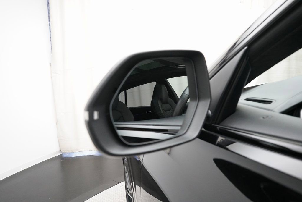 Used 2021 Audi SQ8 Premium Plus w/ Luxury Package image 26