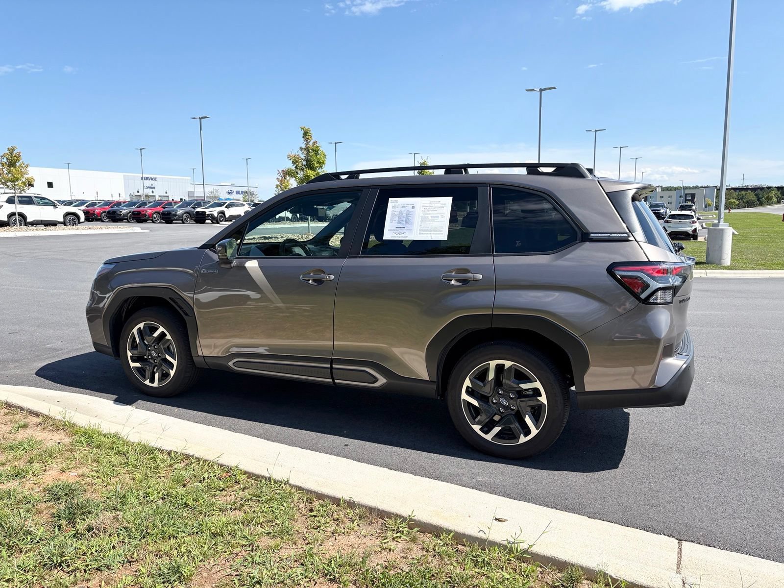 Used 2025 Subaru Forester Limited w/ Popular Package AWD/4WD image 5