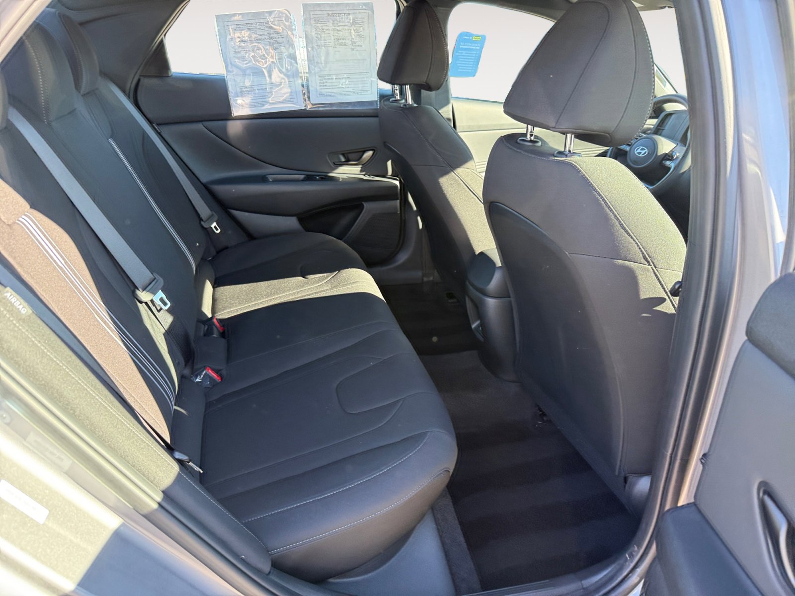 Certified 2025 Hyundai Elantra Sport image 18