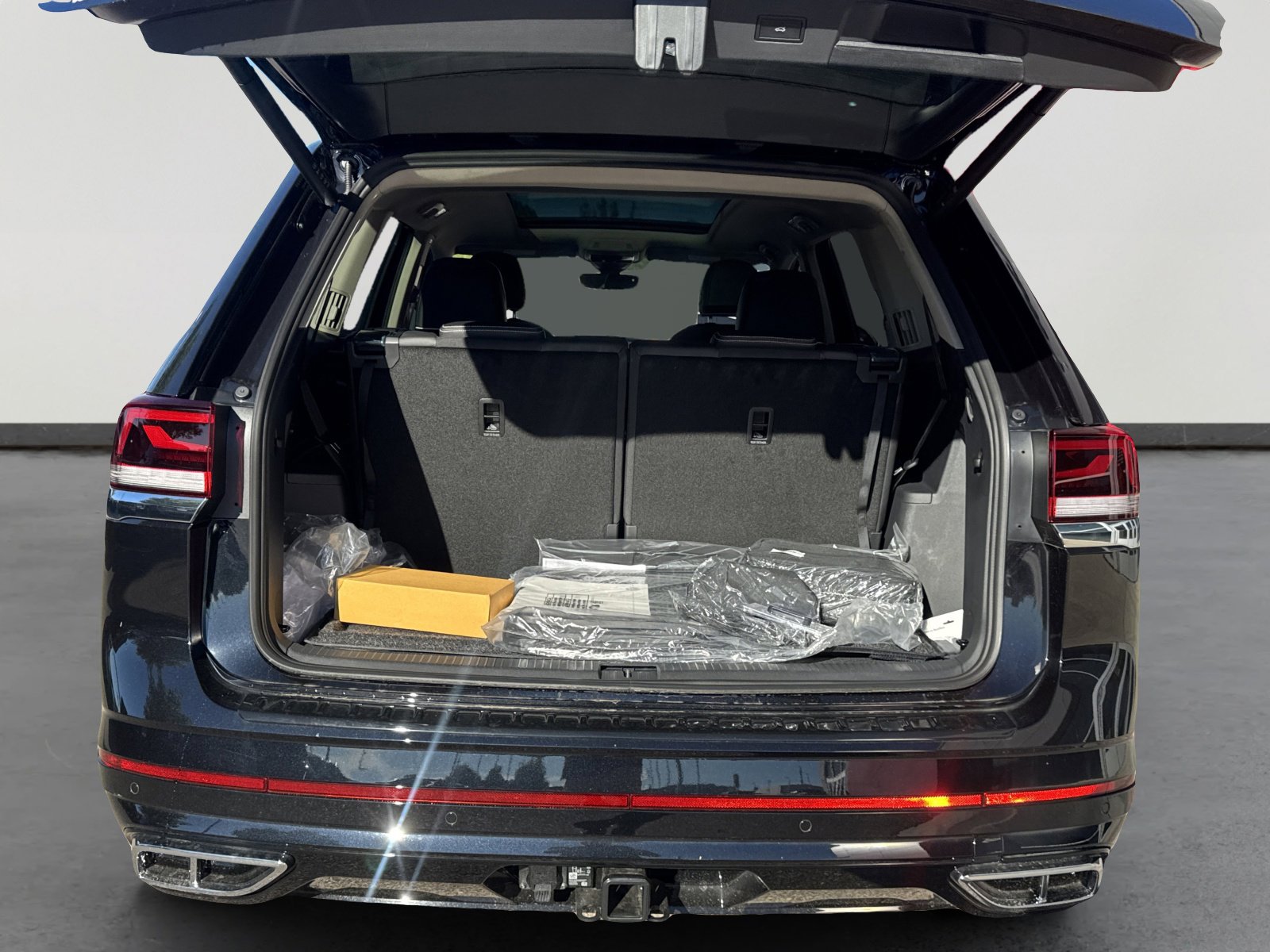 New 2026 Volkswagen Atlas SEL Premium R-Line image 7