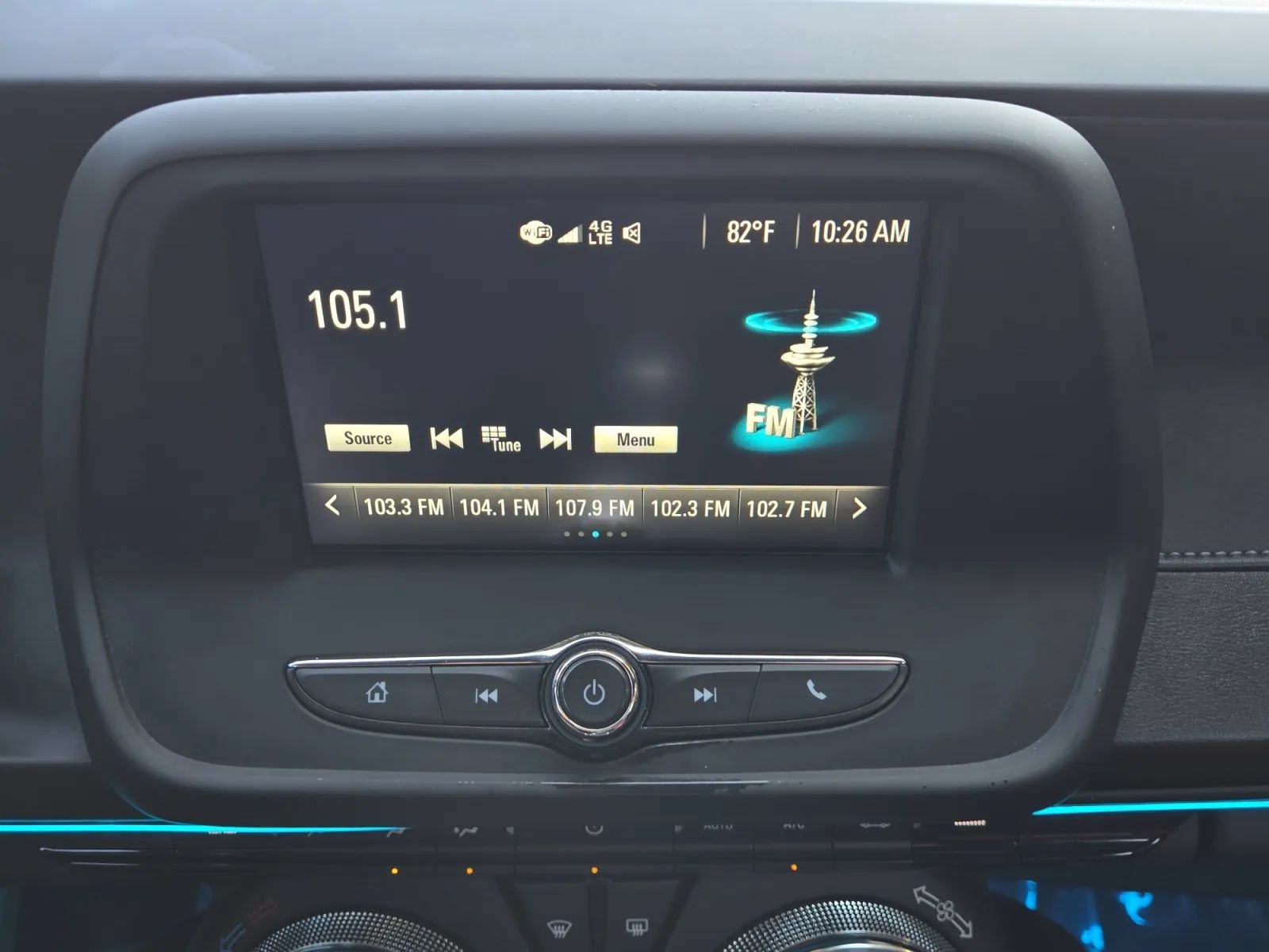 Used 2017 Chevrolet Camaro LT RWD image 19