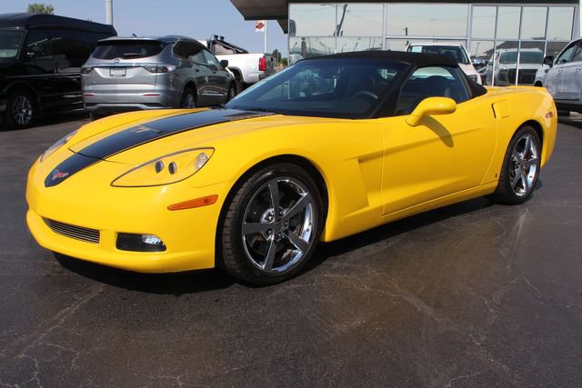 Used 2009 Chevrolet Corvette Convertible w/ Preferred Equipment Group RWD image 30