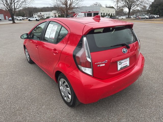 Used 2015 Toyota Prius C Two image 3