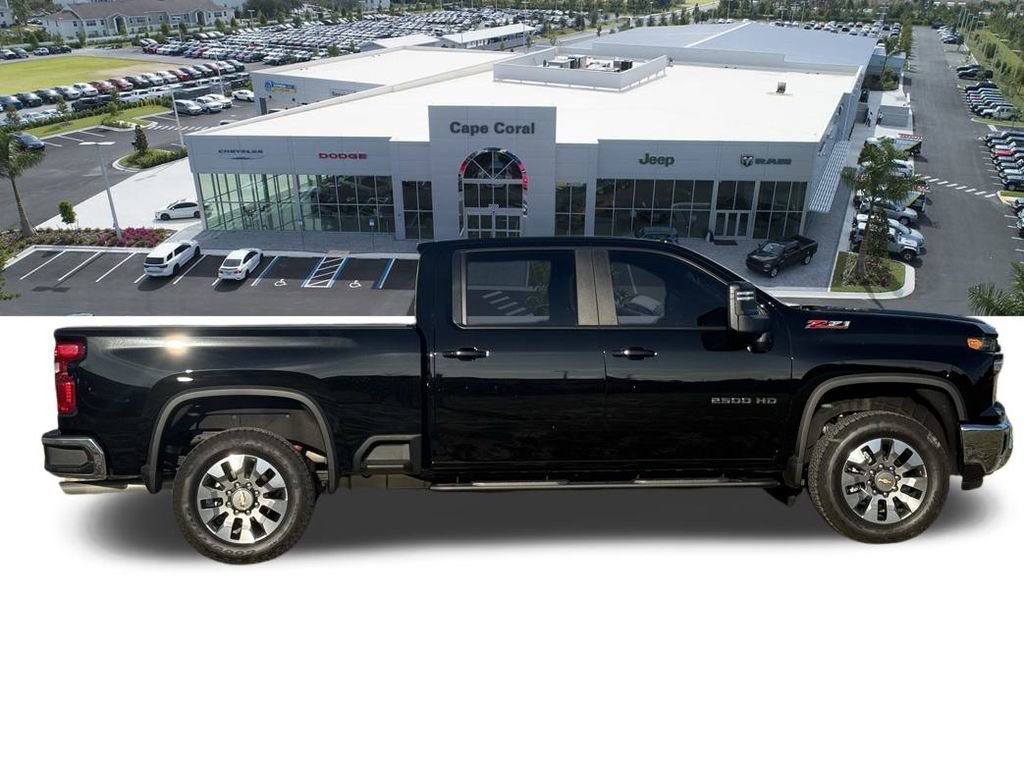 Used 2025 Chevrolet Silverado 2500 LT image 3