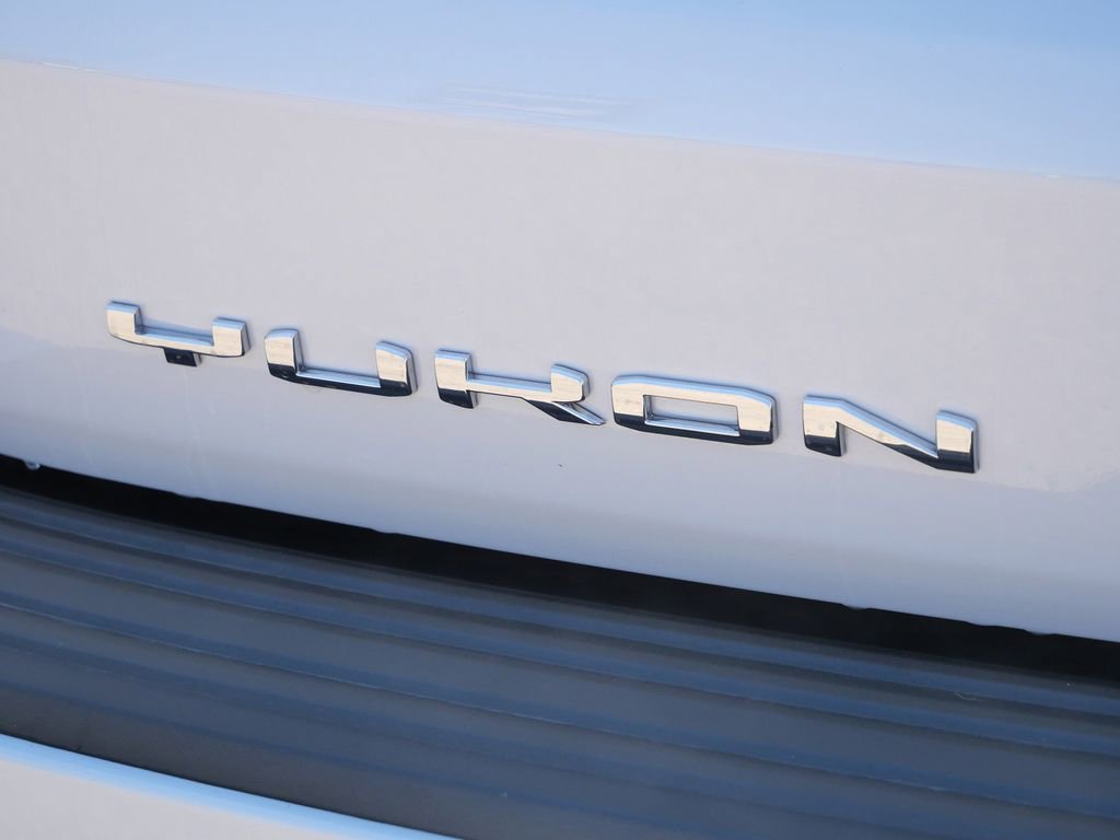New 2026 GMC Yukon XL Denali w/ Denali Reserve Package image 16